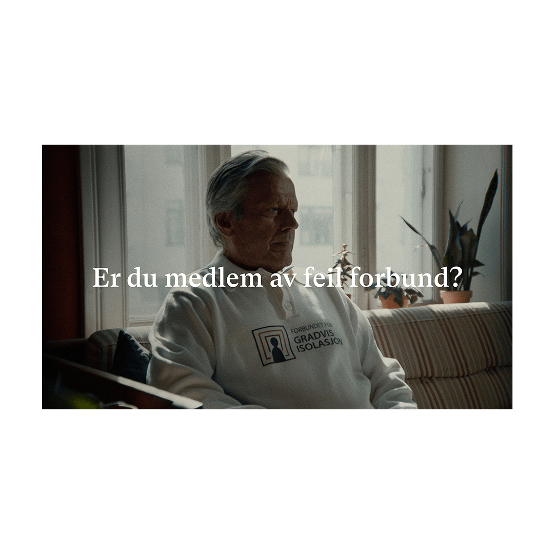 Trist mann i mørk stue, men hvit tekst over bildet: Er du medlem av feil forbund?